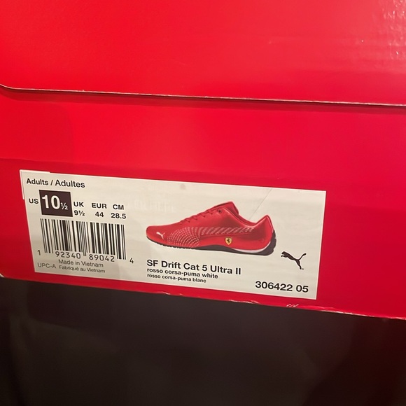 Men’s Puma Red Ferrari sneakers - Picture 7 of 9